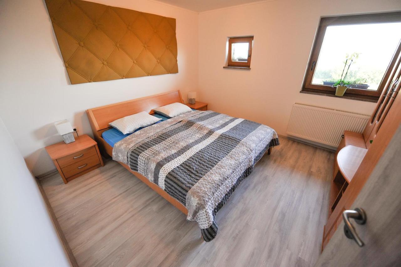 Apartments Jernej With Onsite Wellness Brežice Extérieur photo