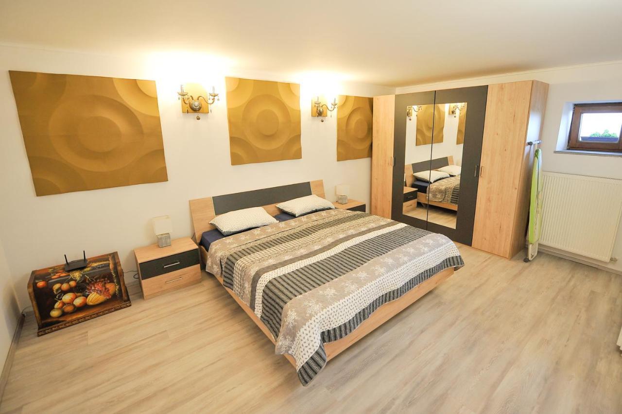 Apartments Jernej With Onsite Wellness Brežice Extérieur photo